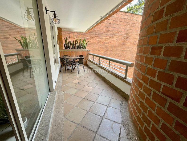 Apartamento en arriendo Antioquia Medellín Altavista 70 m2 Habitaciones 2 Baños 2 Garajes 1 Precio $3800000