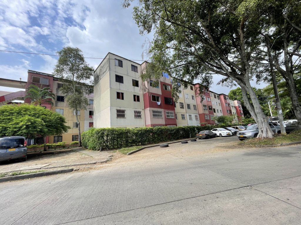 Apartamento en arriendo Valle Del Cauca Cali Metropolitano Del Norte 65 m2 Habitaciones 3 Baños 1 Garajes 0 Precio $970000