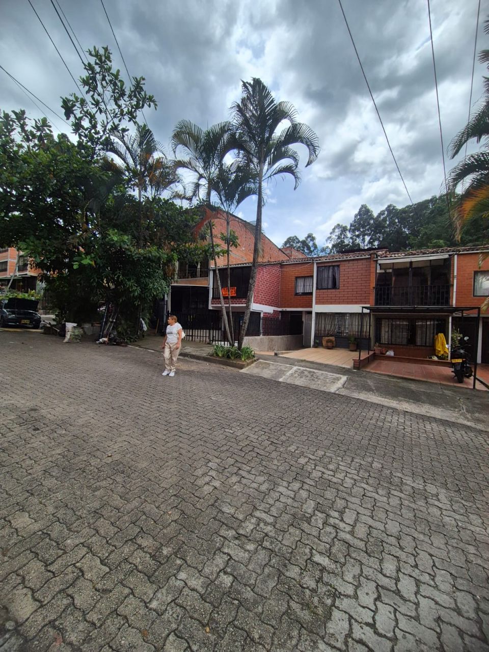 Casa en venta Antioquia Medellín Las Violetas 120 m2 Habitaciones 3 Baños 3 Garajes 1 Precio $380000000