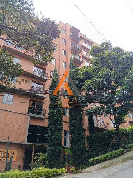 Apartamento en venta Antioquia Envigado Zona Centro 65 m2 Habitaciones 3 Baños 2 Garajes 1 Precio $550000000