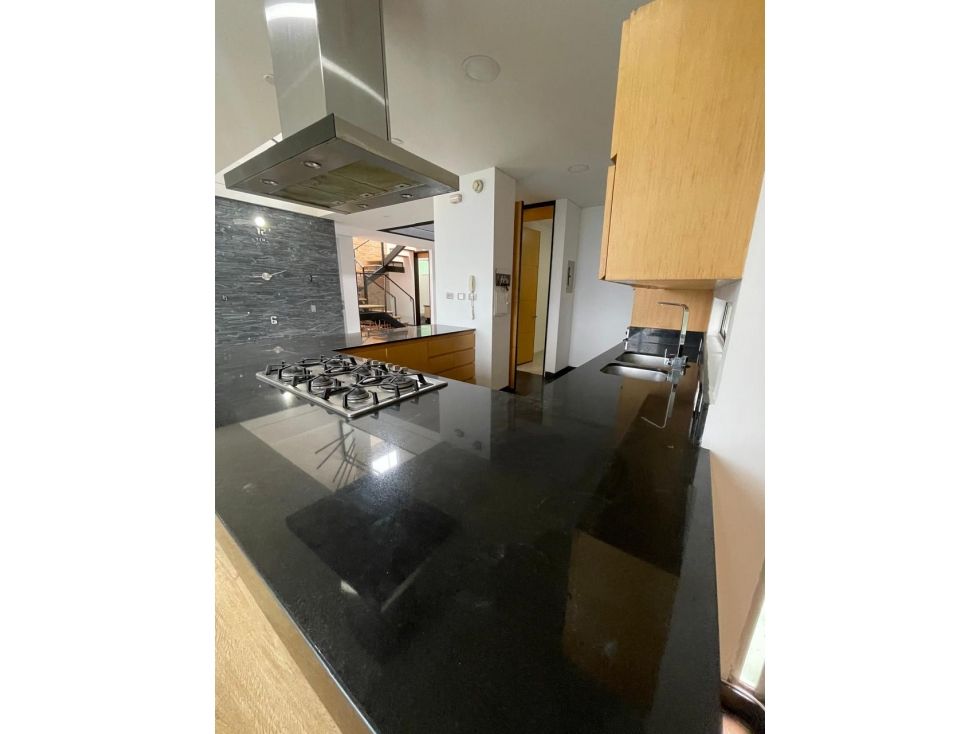 Casa en venta Antioquia Envigado Asd 360 m2 Habitaciones 4 Baños 6 Garajes 2 Precio $2400000000