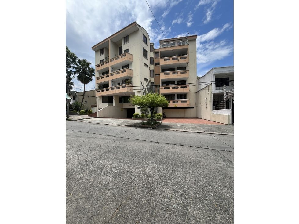 Apartamento en venta Valle Del Cauca Cali El Bosque 125 m2 Habitaciones 2 Baños 3 Garajes 2 Precio $400000000