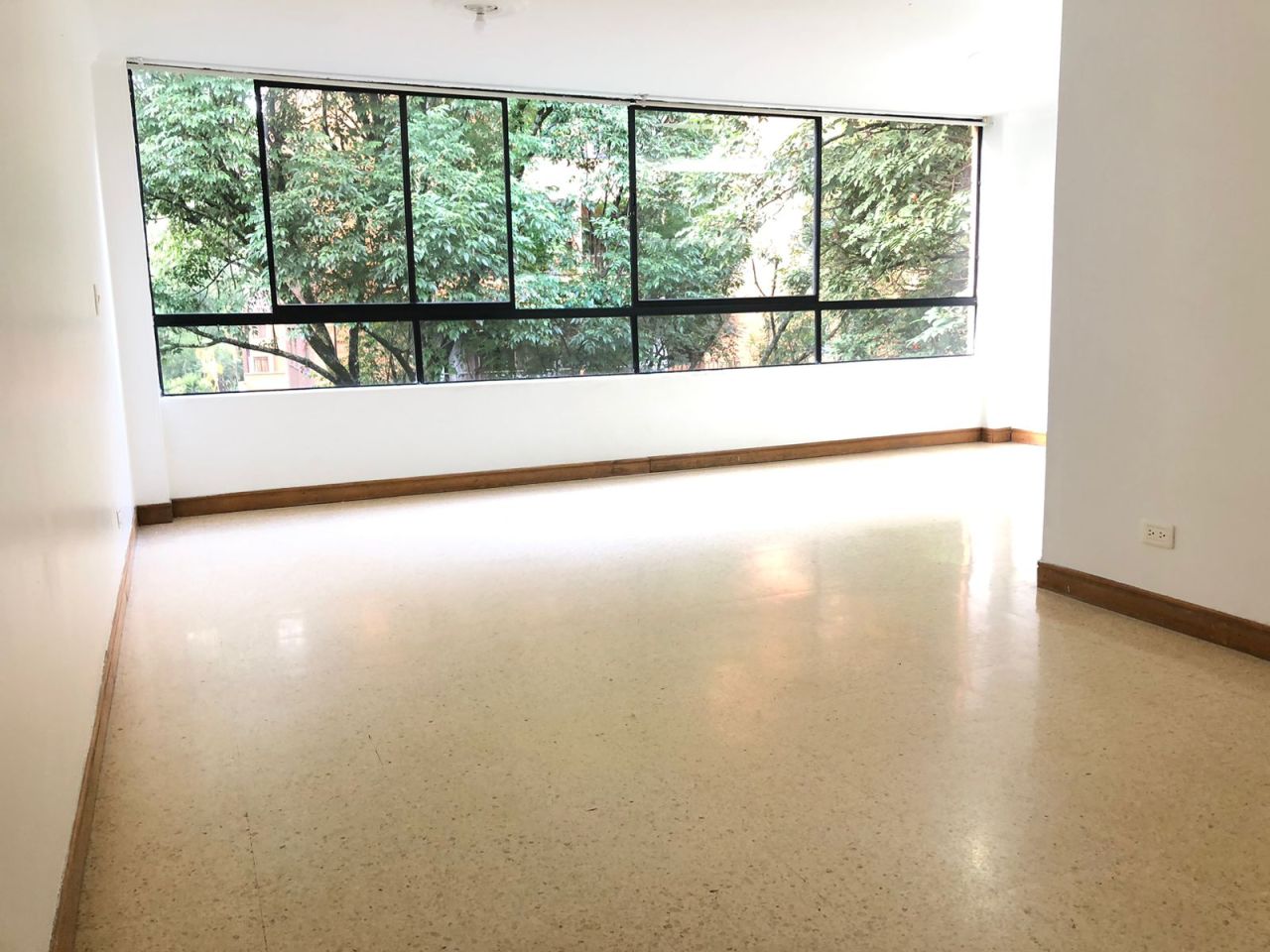 Apartamento en arriendo Antioquia Envigado Villa Grande 120 m2 Habitaciones 3 Baños 3 Garajes 1 Precio $3600000