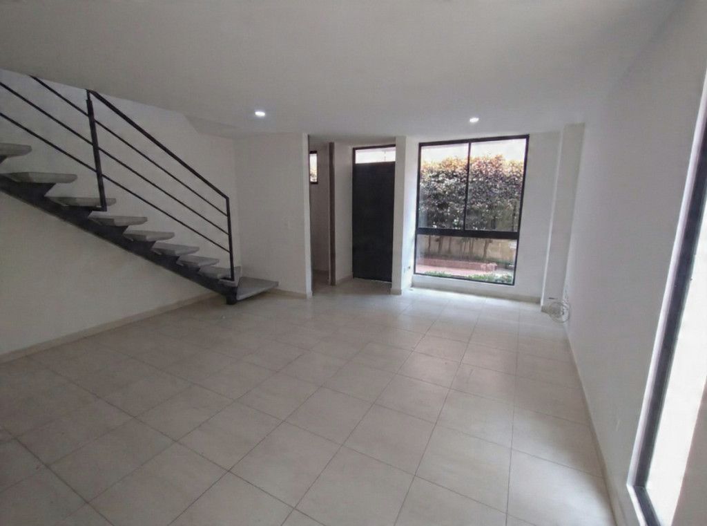 Casa en arriendo Cundinamarca Funza Hato Sector Ii 96 m2 Habitaciones 3 Baños 3 Garajes 1 Precio $2000000