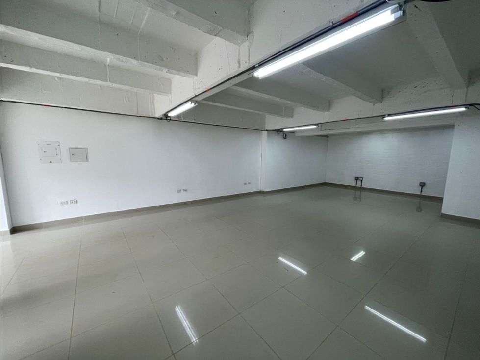 Oficina en arriendo Antioquia Rionegro Cuatro Esquinas 80 m2 Habitaciones 0 Baños 1 Garajes 0 Precio $2500000