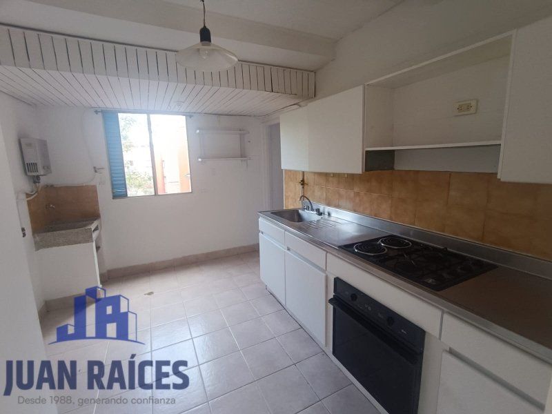 Apartamento en arriendo Antioquia Envigado Palma De Mollorca 110 m2 Habitaciones 4 Baños 3 Garajes 1 Precio $3300000