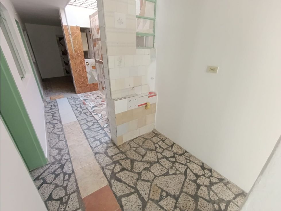 Apartamento en arriendo Antioquia Medellín Ferreni 42 m2 Habitaciones 2 Baños 2 Garajes 0 Precio $1800000