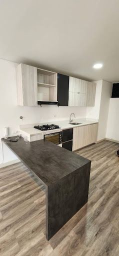 Apartaestudio en arriendo Antioquia Medellín Los Balsos No1 57 m2 Habitaciones 1 Baños 2 Garajes 1 Precio $4200000