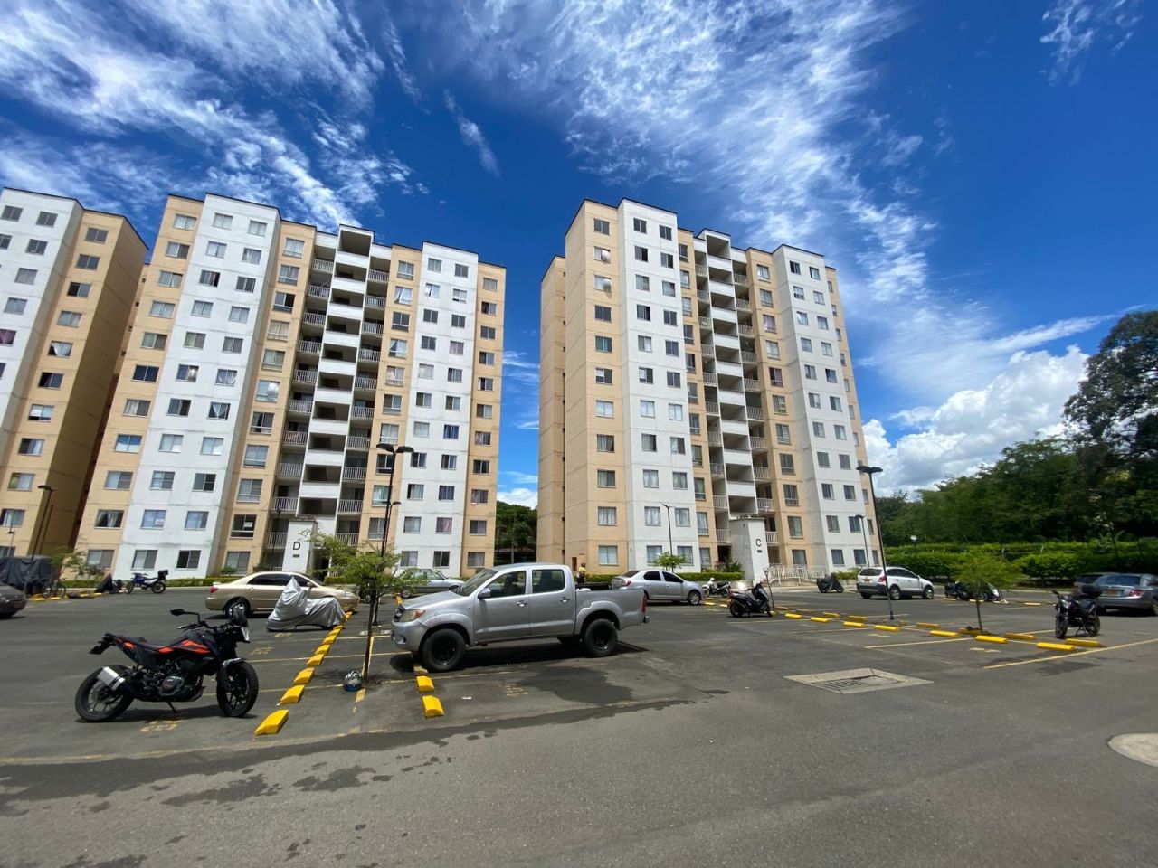 Apartamento en arriendo Valle Del Cauca Jamundí Ub Quintas De Bolivar 65 m2 Habitaciones 2 Baños 2 Garajes 1 Precio $800000