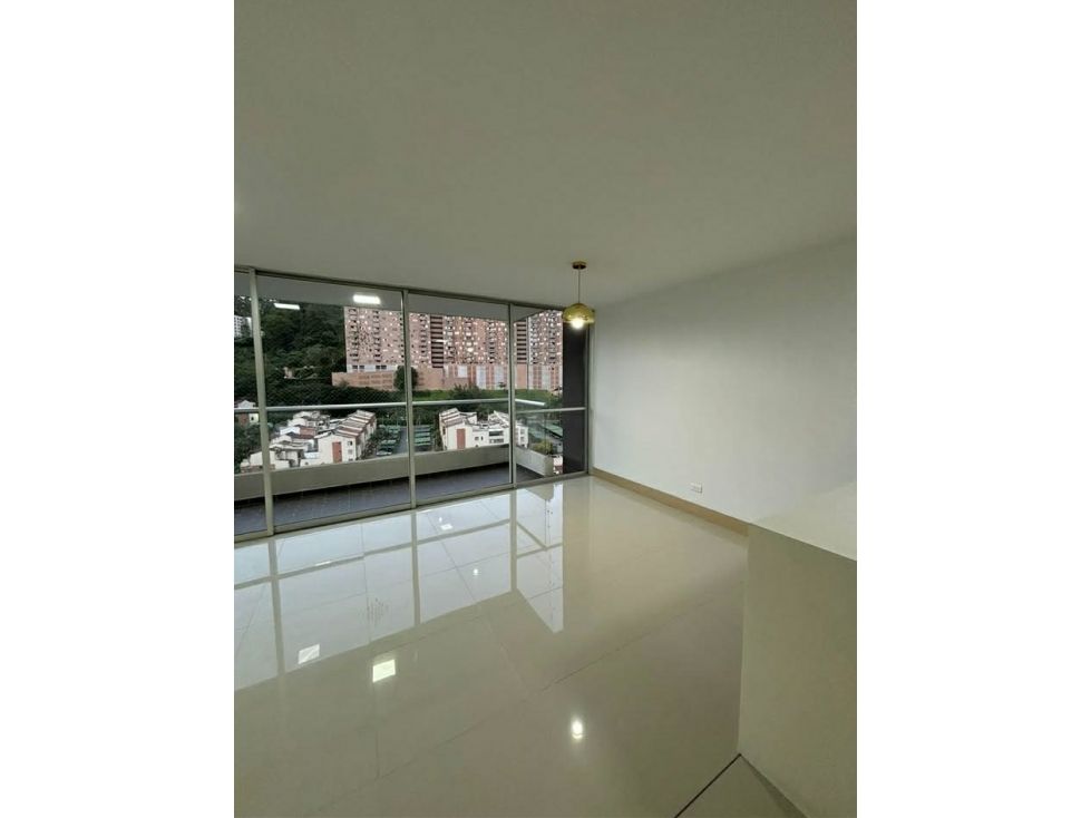 Apartaestudio en venta Antioquia Medellín Asomadera No2 68 m2 Habitaciones 2 Baños 2 Garajes 1 Precio $580000000