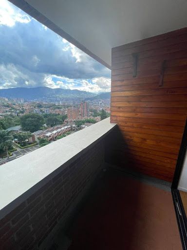 Apartamento en arriendo Antioquia Envigado El Yerbal 90 m2 Habitaciones 2 Baños 2 Garajes 1 Precio $4800000
