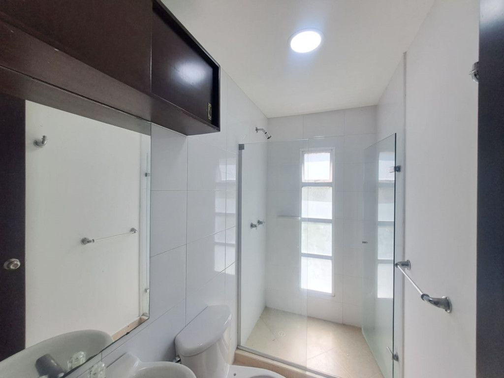 Casa en arriendo Atlántico Barranquilla Villa Carolina 180 m2 Habitaciones 3 Baños 3 Garajes 4 Precio $4200000