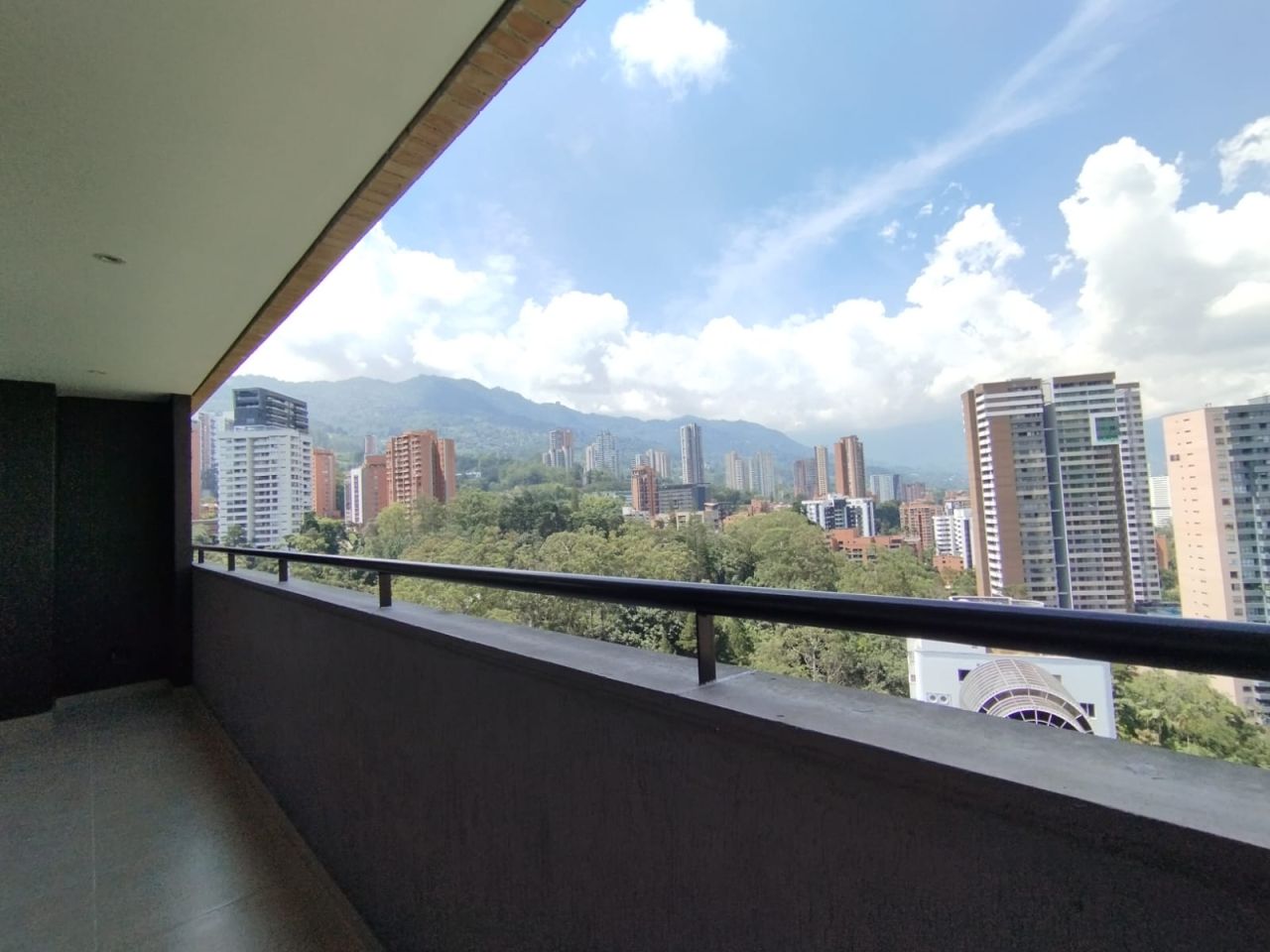Apartaestudio en arriendo Antioquia Medellín Los Balsos No 1 63 m2 Habitaciones 1 Baños 2 Garajes 2 Precio $4713500