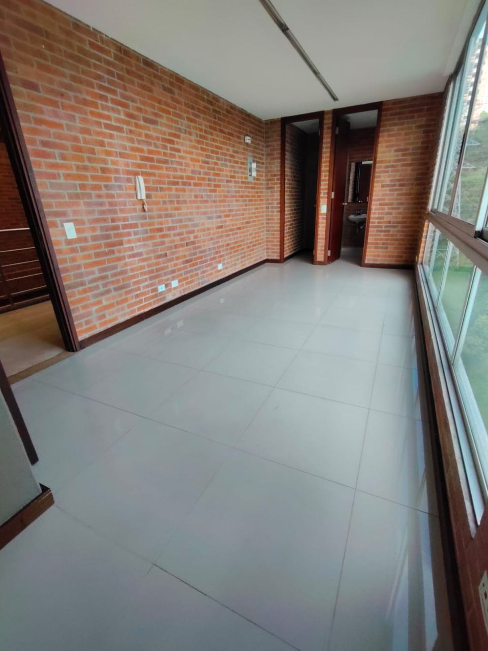 Oficina en arriendo Antioquia Medellín San Diego 22 m2 Habitaciones 0 Baños 1 Garajes 0 Precio $2439500