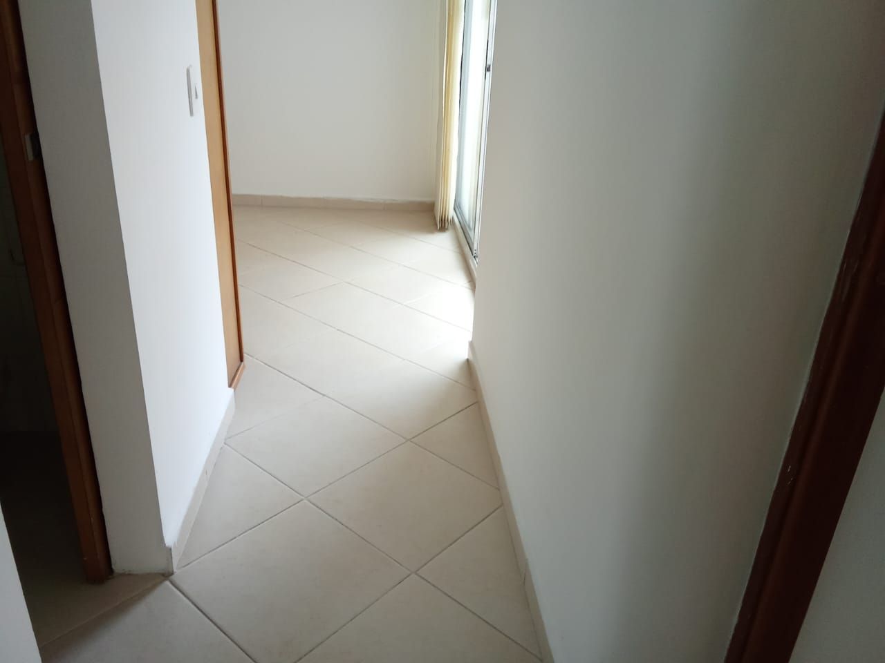Apartamento en arriendo Antioquia Medellín Asomadera No 1 61 m2 Habitaciones 2 Baños 2 Garajes 1 Precio $2500000