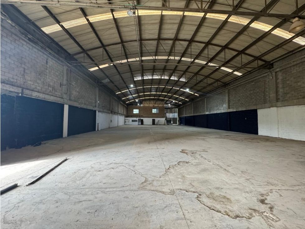 Bodega en arriendo Antioquia Itagüí Las Colinas De Asis Et B 1300 m2 Habitaciones 0 Baños 5 Garajes 0 Precio $49550000