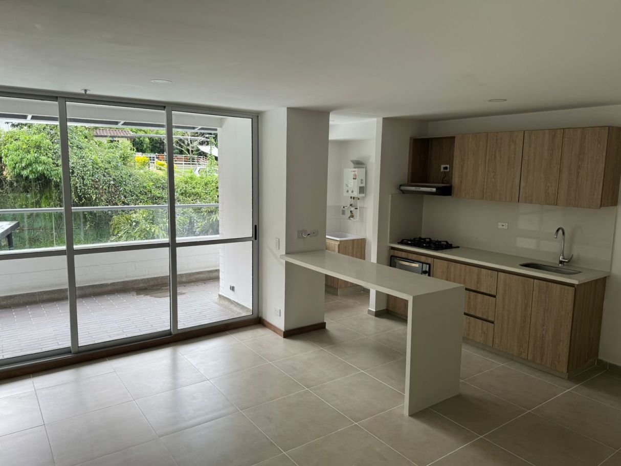 Apartamento en venta Antioquia Envigado Loma Del Barro 90 m2 Habitaciones 3 Baños 2 Garajes 1 Precio $695000000