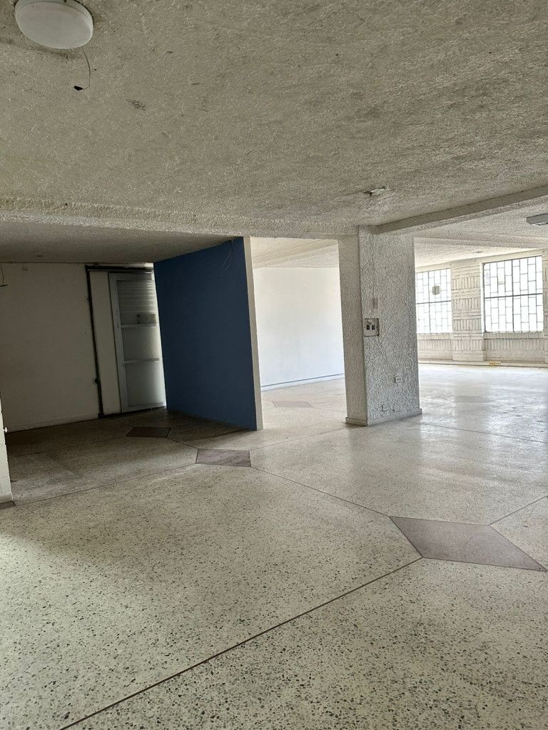 Bodega en arriendo Cundinamarca Bogotá Villa Flor 94 m2 Habitaciones 0 Baños 0 Garajes 0 Precio $2700000