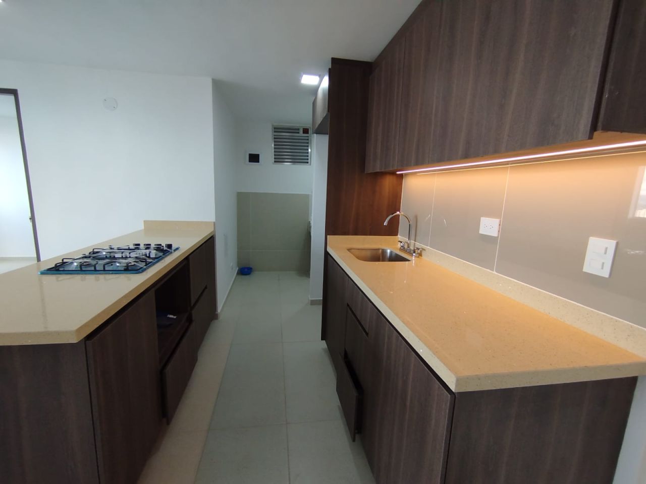Apartamento en arriendo Antioquia Rionegro Centro 50 m2 Habitaciones 2 Baños 2 Garajes 1 Precio $1800000