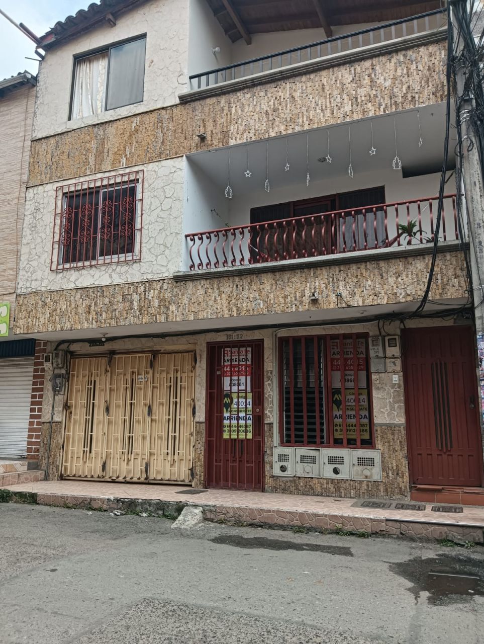 Casa en arriendo Antioquia Medellín San Javier No 2 55 m2 Habitaciones 3 Baños 2 Garajes 0 Precio $1400000