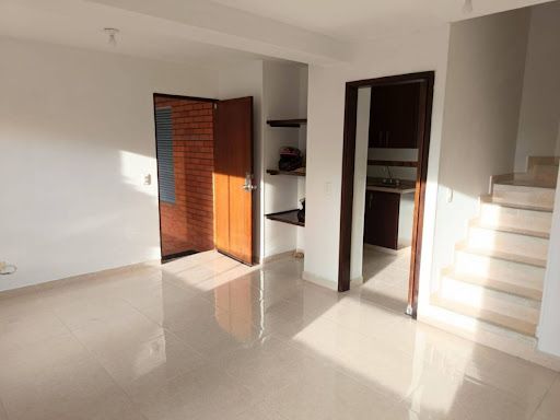 Casa en arriendo Risaralda Pereira Cr Obelisco De La Villa 112 m2 Habitaciones 3 Baños 3 Garajes 2 Precio $2750000