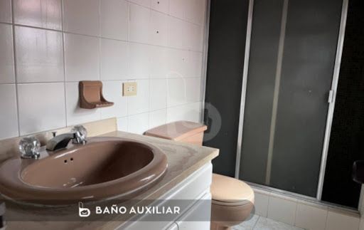 Casa en arriendo Cundinamarca Bogotá San Patricio 252 m2 Habitaciones 6 Baños 5 Garajes 1 Precio $11000000