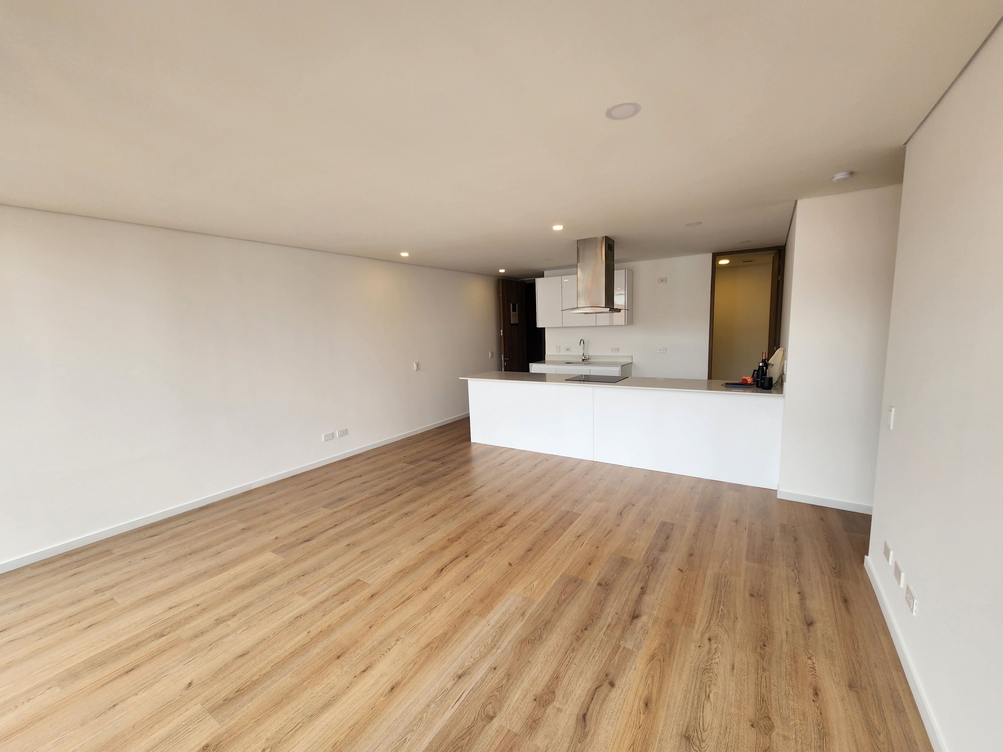 Apartamento en arriendo Cundinamarca Bogotá Las Acasias 114 m2 Habitaciones 3 Baños 3 Garajes 2 Precio $12120000