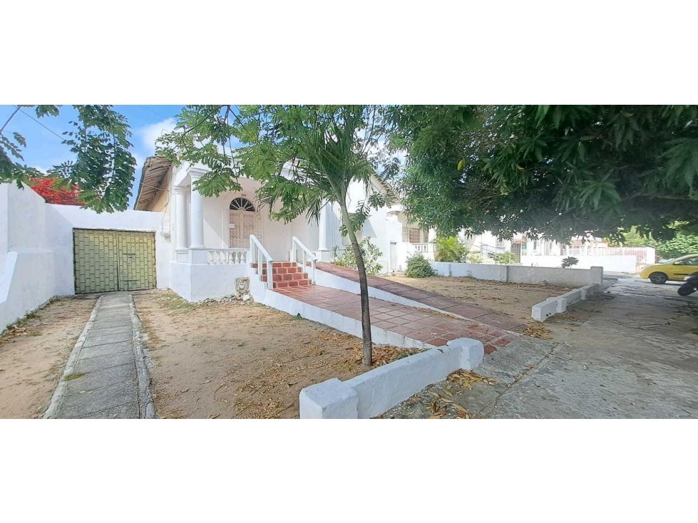 Casa en arriendo Atlántico Barranquilla El Prado 600 m2 Habitaciones 6 Baños 3 Garajes 2 Precio $12000000
