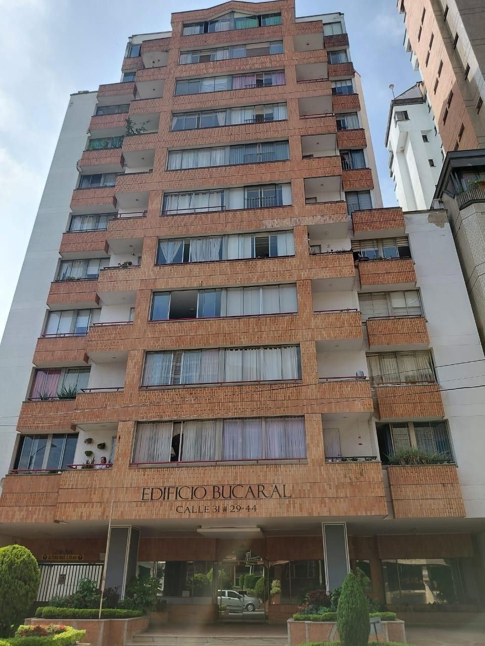 Apartamento en venta Santander Bucaramanga La Aurora 96 m2 Habitaciones 4 Baños 3 Garajes 1 Precio $465000000