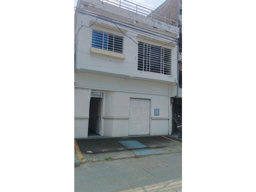 Bodega en arriendo Valle Del Cauca Cali Cali 252 m2 Habitaciones 0 Baños 4 Garajes 2 Precio $7000000