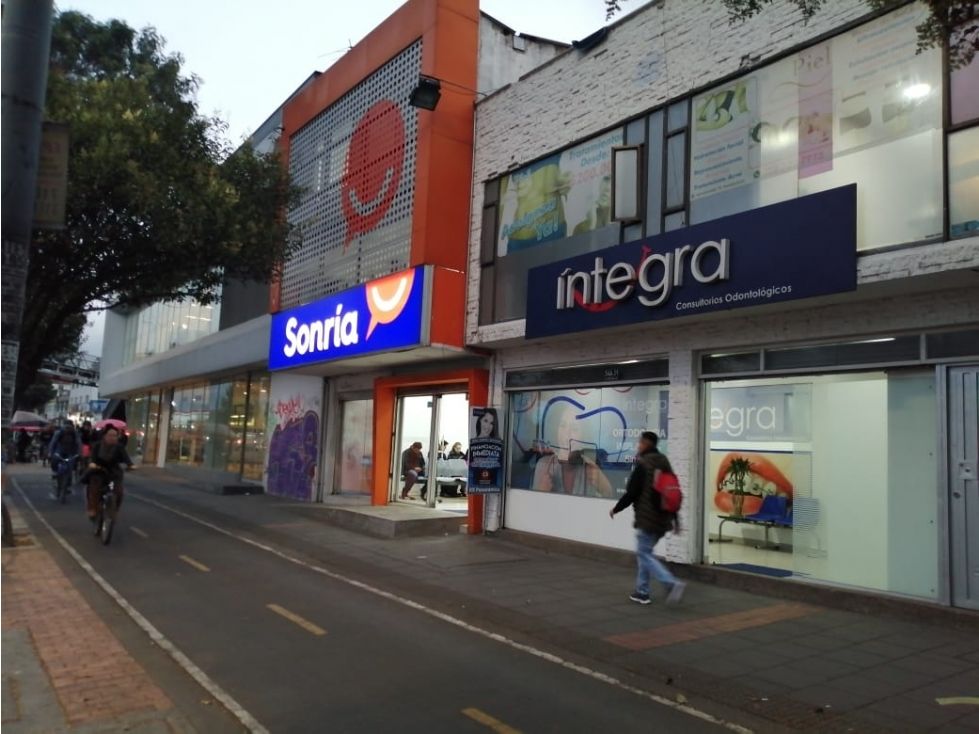 Local en venta Cundinamarca Bogotá Laguneta 550 m2 Habitaciones 0 Baños 5 Garajes 0 Precio $1400000000