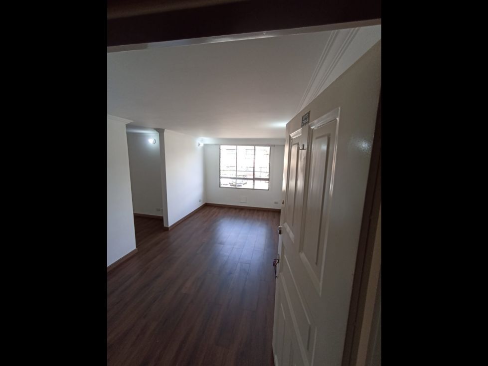 Apartamento en venta Cundinamarca Bogotá San Antonio Nor - Occidental 48 m2 Habitaciones 3 Baños 2 Garajes 0 Precio $256000000