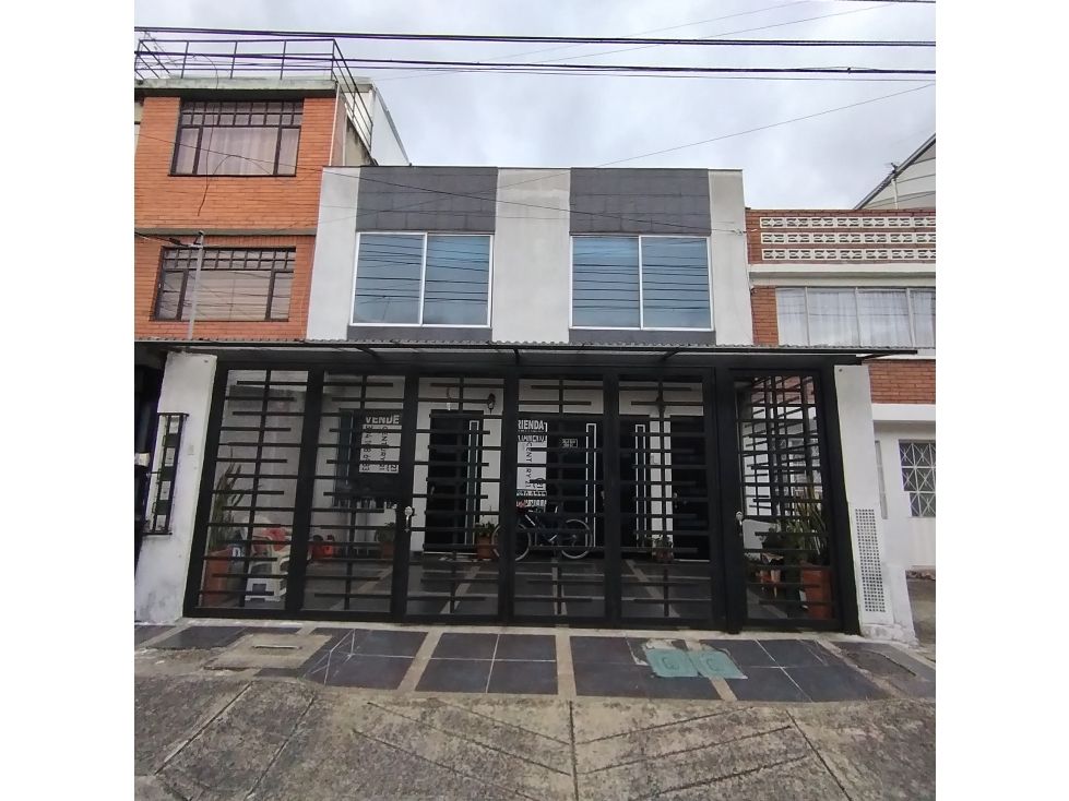 Casa en venta Cundinamarca Bogotá Marsella 294 m2 Habitaciones 7 Baños 3 Garajes 2 Precio $800000000