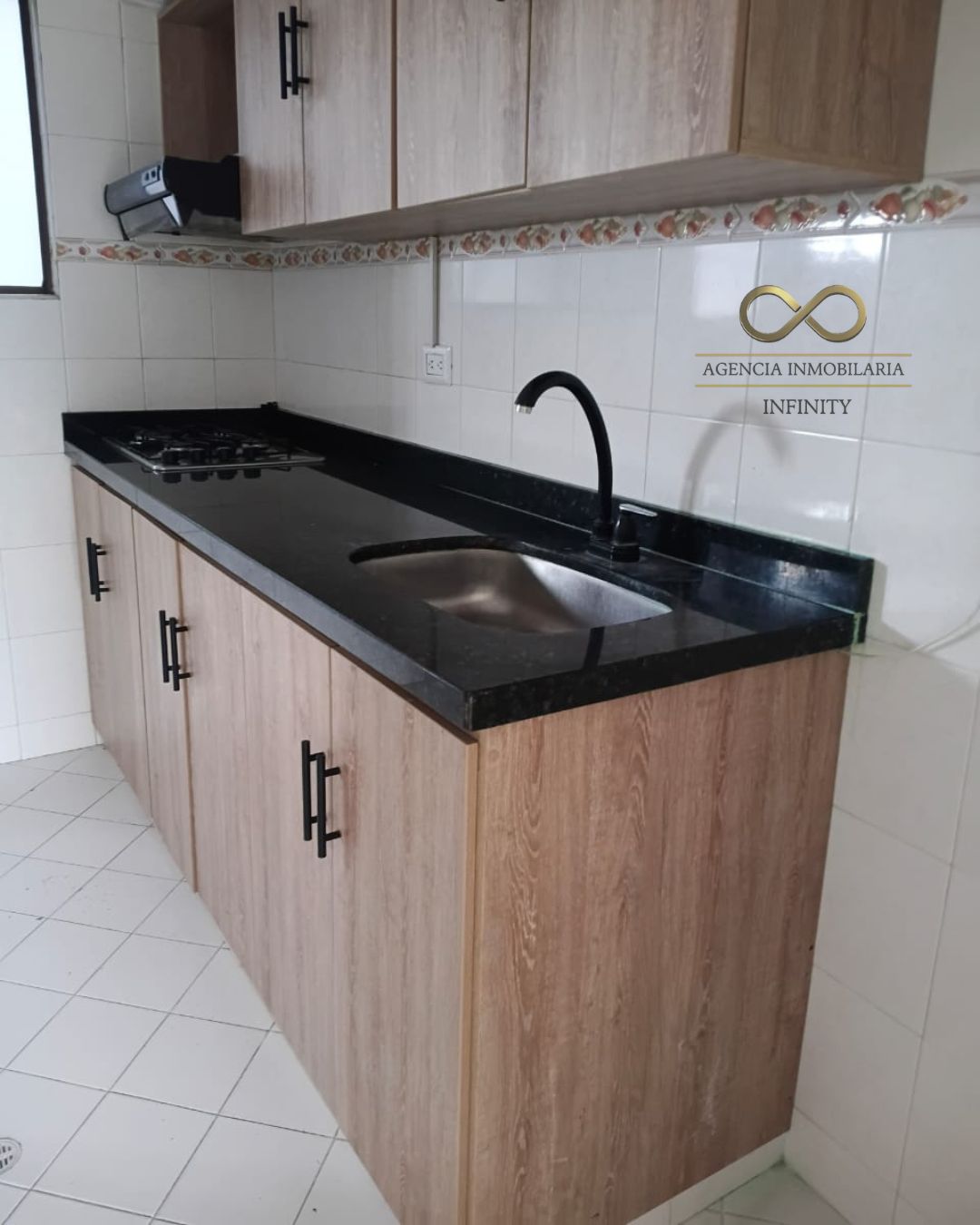 Apartamento en venta Santander Bucaramanga La Ceiba 1 m2 Habitaciones 2 Baños 2 Garajes 1 Precio $330000000