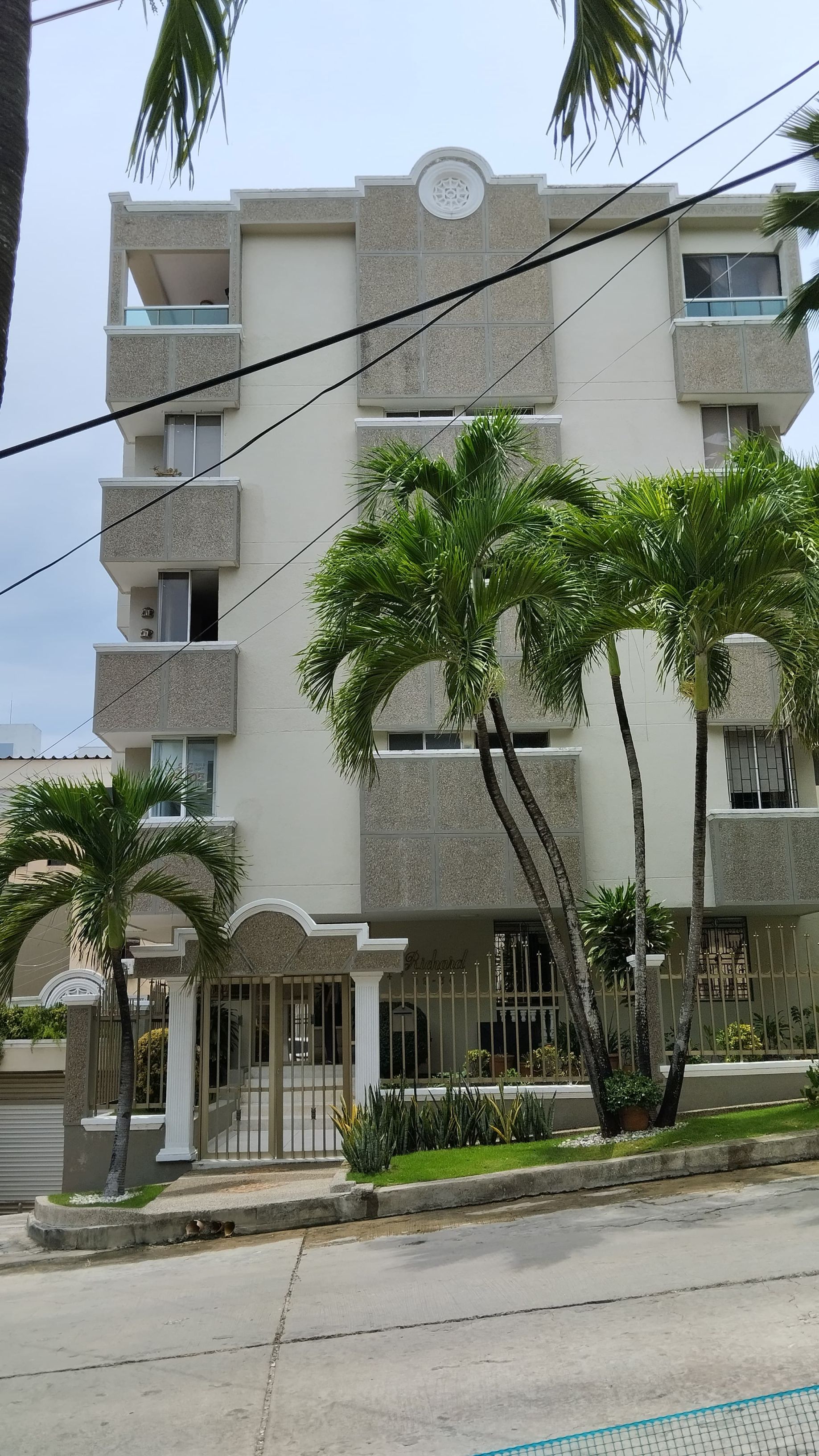Apartamento en arriendo Atlántico Barranquilla Villa Santos 93 m2 Habitaciones 4 Baños 3 Garajes 1 Precio $1990000