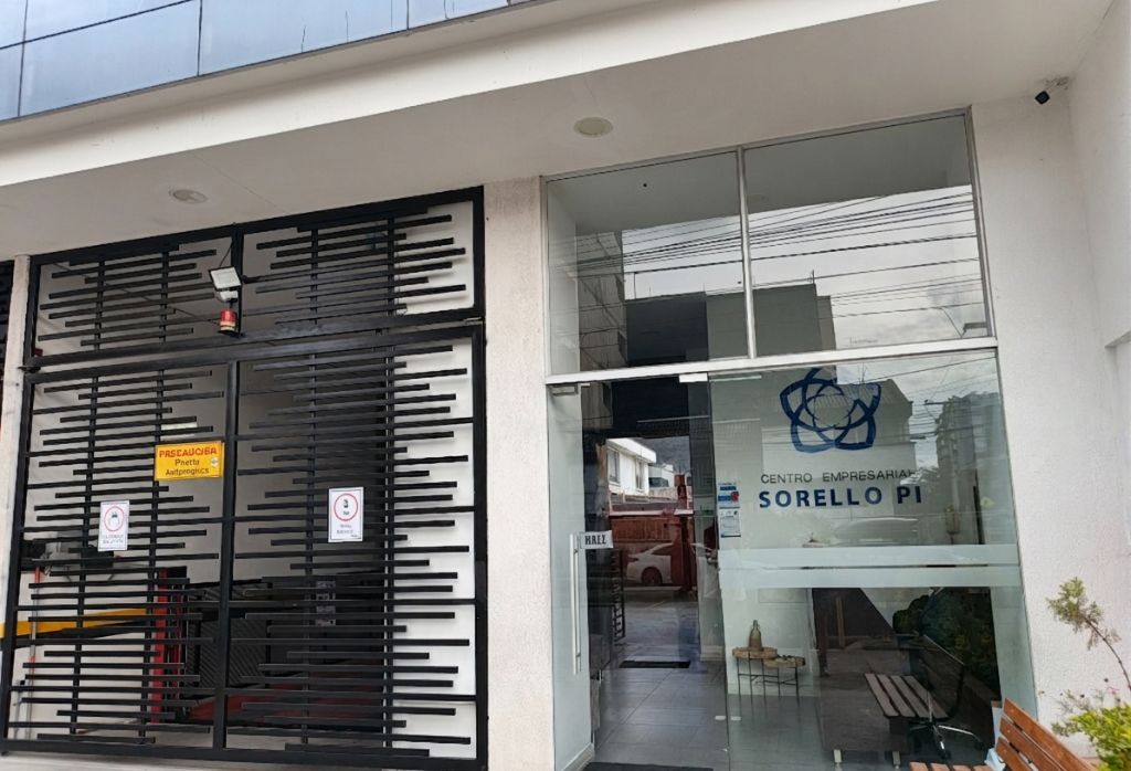 Oficina en arriendo Cundinamarca Bogotá Puente Largo 28 m2 Habitaciones 0 Baños 0 Garajes 0 Precio $2376000