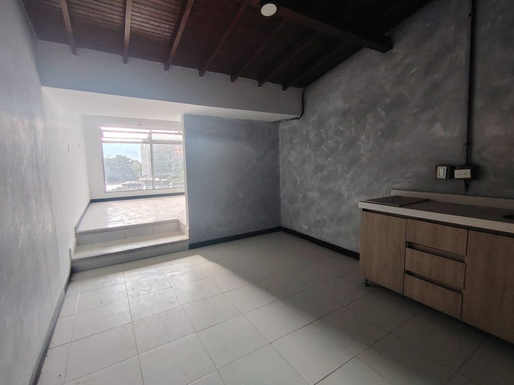 Casa en arriendo Antioquia Medellín El Poblado 450 m2 Habitaciones 6 Baños 6 Garajes 0 Precio $20000000