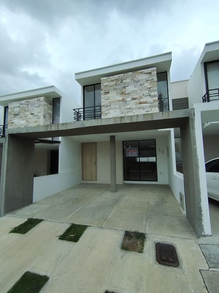 Casa en arriendo Norte De Santander Cúcuta Cn Resumen Ii 180 m2 Habitaciones 3 Baños 3 Garajes 2 Precio $2200000