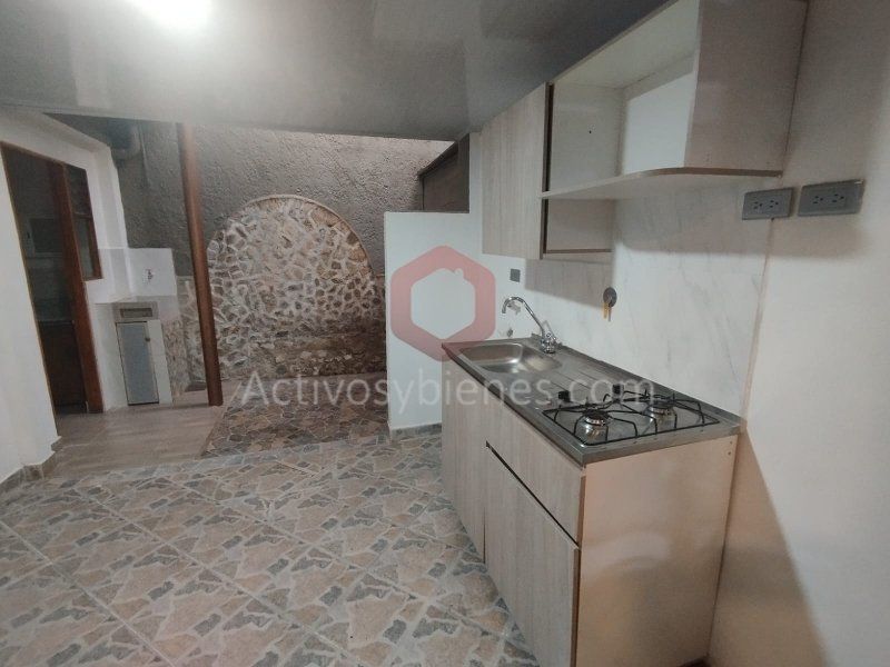 Apartaestudio en arriendo Antioquia Envigado Zona Centro 28 m2 Habitaciones 1 Baños 1 Garajes 0 Precio $2300000