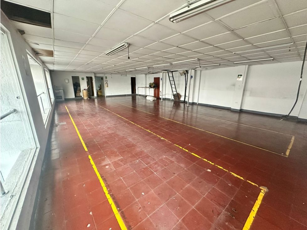 Bodega en arriendo Antioquia Medellín Medellín 165 m2 Habitaciones 0 Baños 3 Garajes 0 Precio $5000000