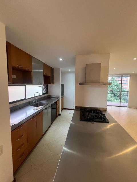 Apartamento en arriendo Antioquia Medellín Calle Nueva 85 m2 Habitaciones 1 Baños 2 Garajes 1 Precio $5800000