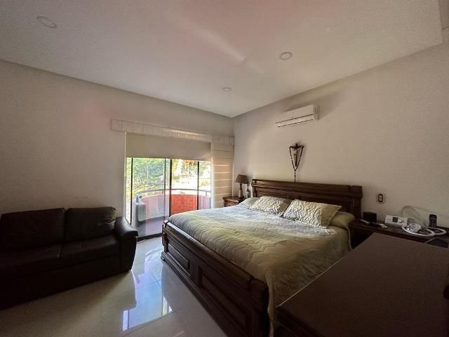 Casa en arriendo Antioquia Medellín Calle Nueva 425 m2 Habitaciones 4 Baños 5 Garajes 2 Precio $17000000