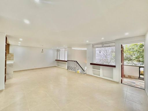 Apartamento en arriendo Valle Del Cauca Cali Santa Teresita 148 m2 Habitaciones 3 Baños 4 Garajes 1 Precio $4200000