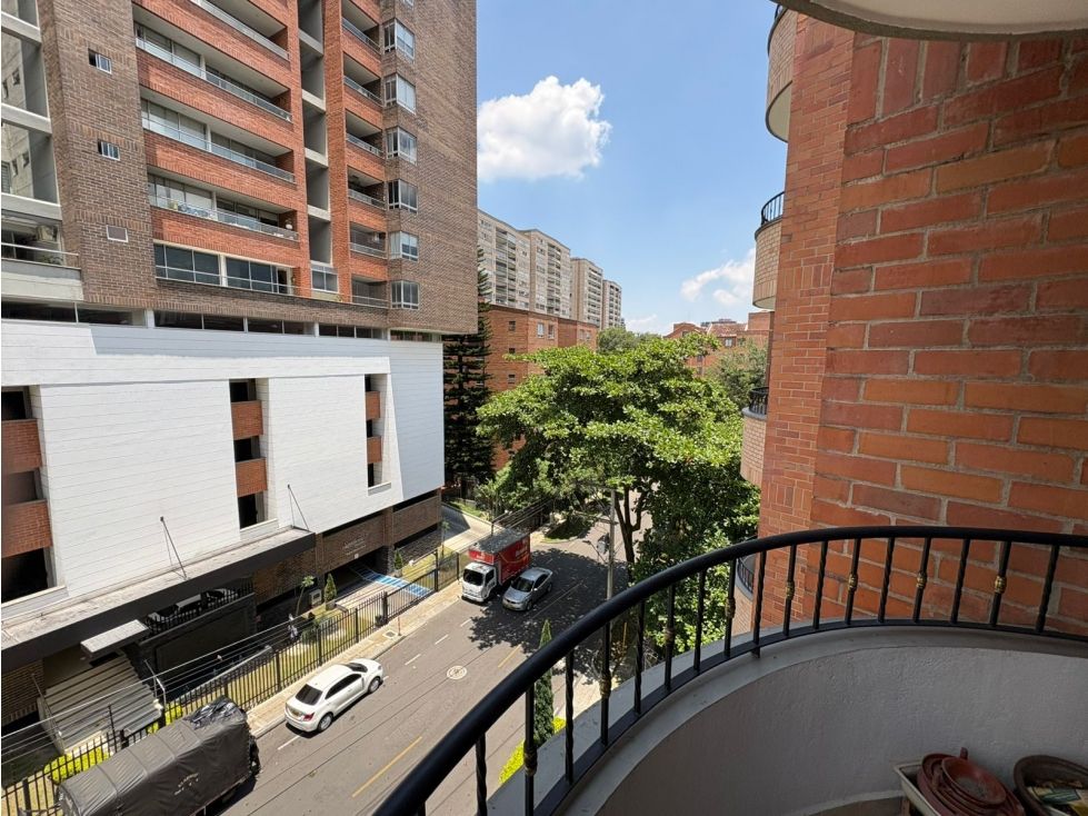 Apartamento en venta Antioquia Envigado Los Naranjos 113 m2 Habitaciones 3 Baños 2 Garajes 2 Precio $795000000