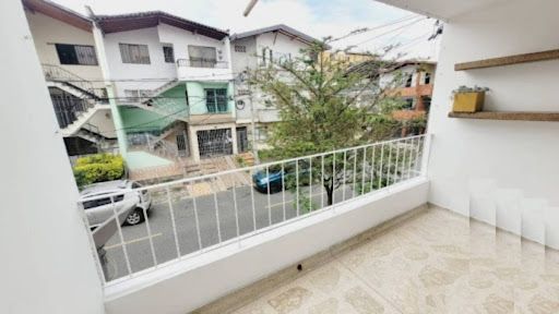 Casa en arriendo Antioquia Medellín La Gloria 78 m2 Habitaciones 3 Baños 1 Garajes 0 Precio $1800000