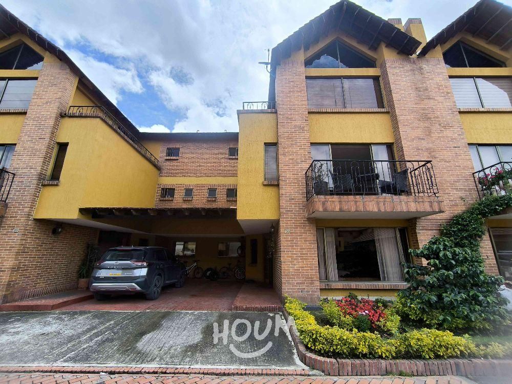 Casa en arriendo Cundinamarca Chía Cr Villa Mercedes 259 m2 Habitaciones 6 Baños 5 Garajes 2 Precio $6900000