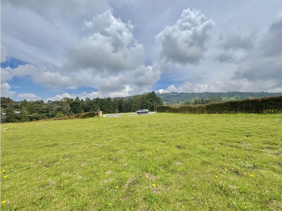 Lote en venta Antioquia Medellín Astorga 3039 m2 Habitaciones 0 Baños 0 Garajes 0 Precio $2583150000