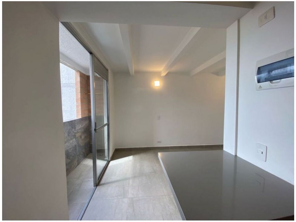 Apartamento en venta Antioquia Medellín Puertas Del Sol 53 m2 Habitaciones 3 Baños 2 Garajes 1 Precio $285000000