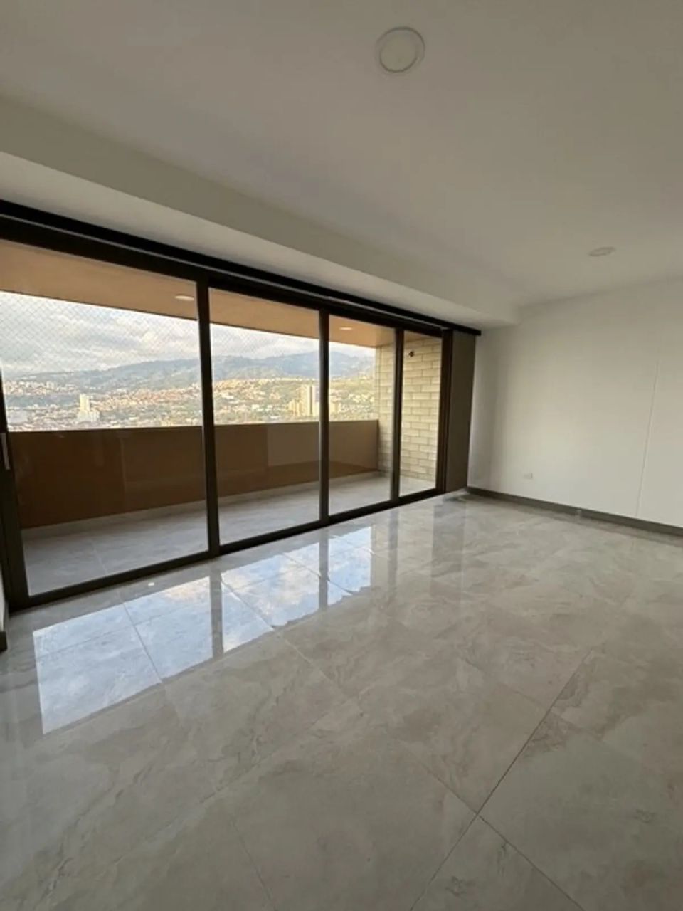 Apartamento en arriendo Santander Floridablanca Santa Ana 95 m2 Habitaciones 3 Baños 3 Garajes 1 Precio $3592000