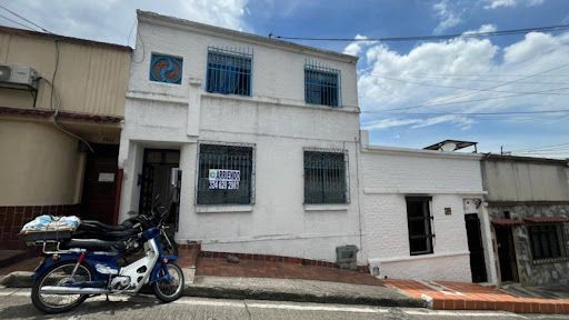 Apartamento en arriendo Valle Del Cauca Cali San Antonio 40 m2 Habitaciones 1 Baños 1 Garajes 0 Precio $1500000